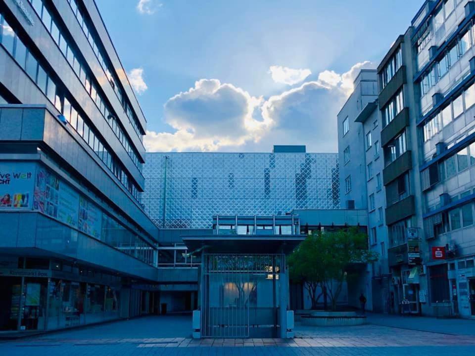 Wunderschoenes Apartment Im Zentrum Goldstadt プフォルツハイム エクステリア 写真